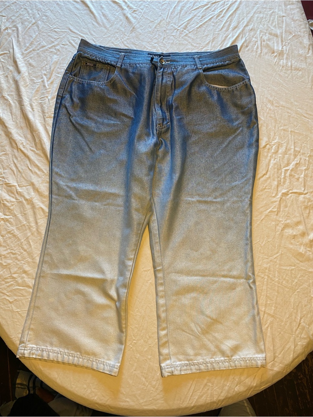Revolt Jeans Ombre Blue to Cream Cropped Capris